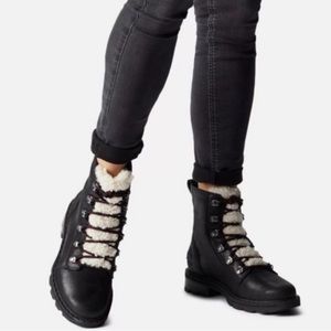 Sorel Lennox Lace Cozy Bootie